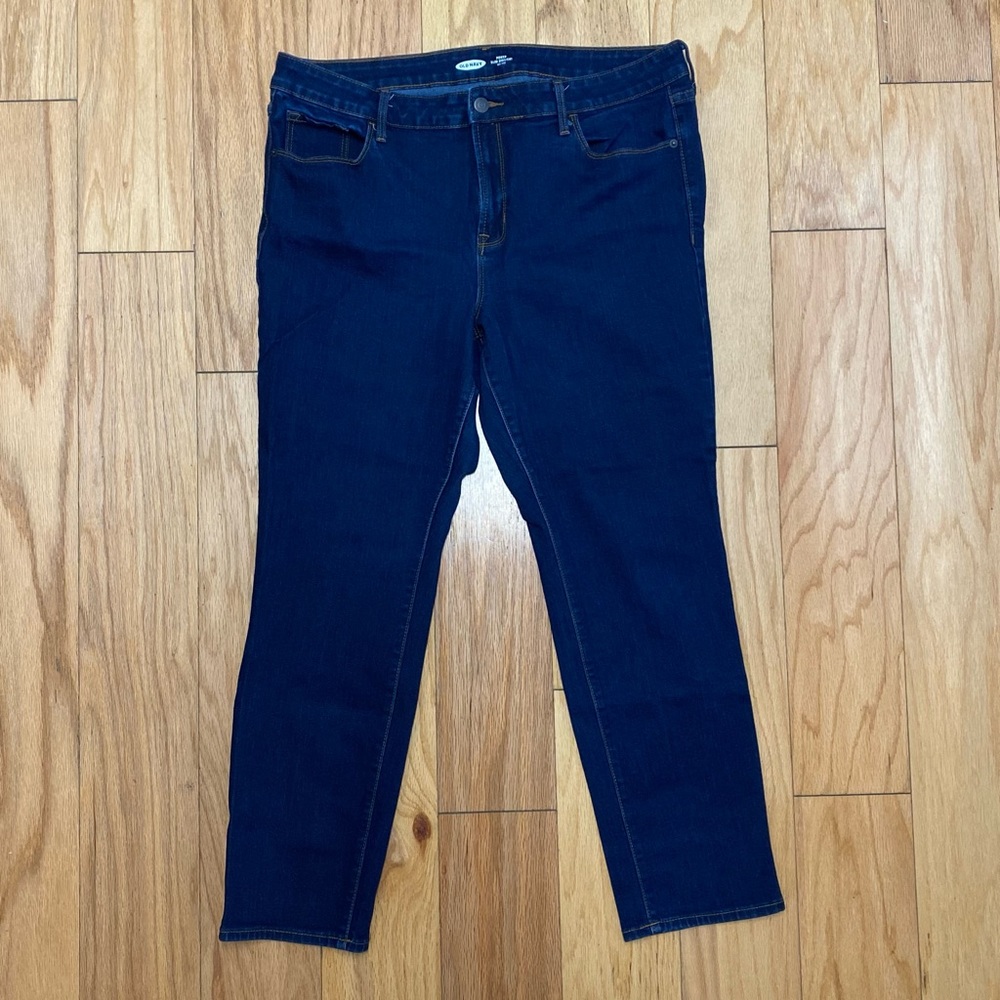 Old Navy • Power Slim Straight Jeans